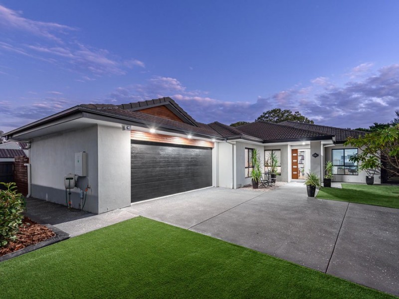 39 Izzies Place, Wakerley QLD 4154