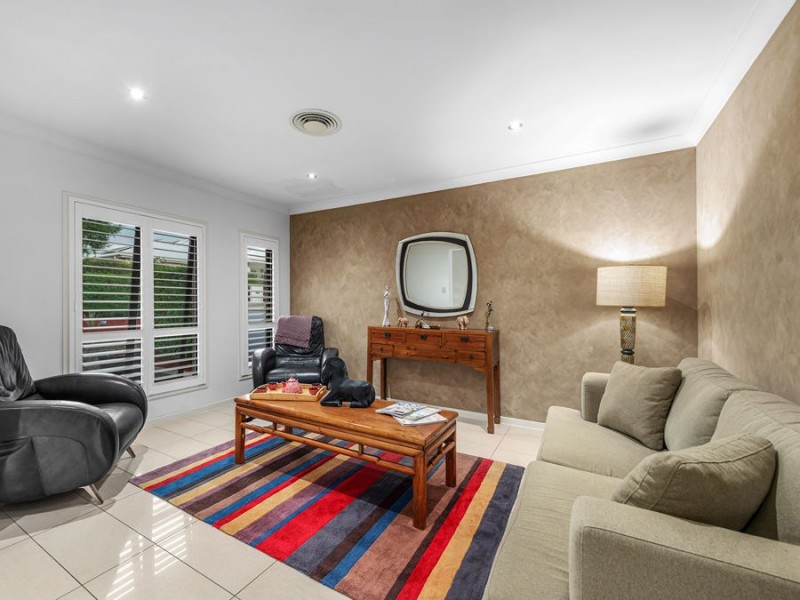 17 Senden Crescent, Manly West QLD 4179