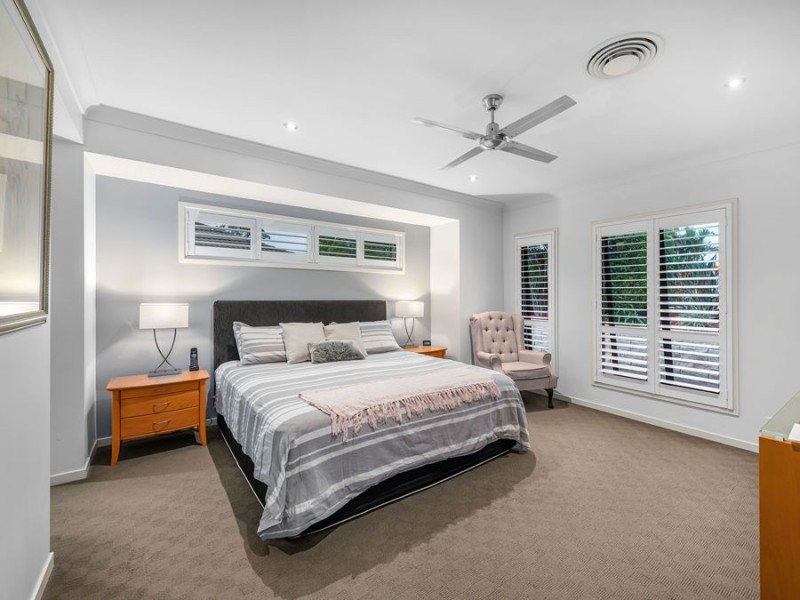 17 Senden Crescent, Manly West QLD 4179