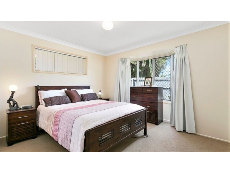 62 Jacaranda St, Wynnum West QLD 4178