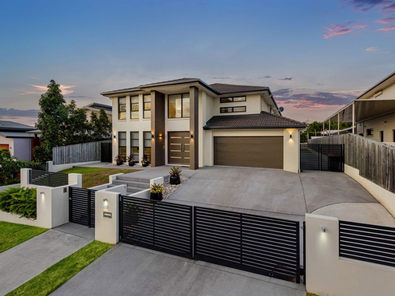 64 Ivy Crescent, Wakerley QLD 4154