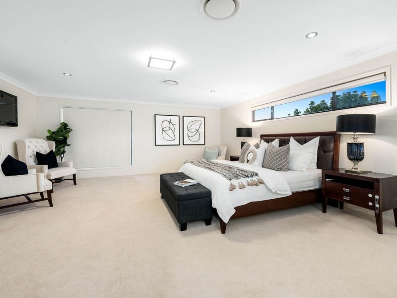 64 Ivy Crescent, Wakerley QLD 4154