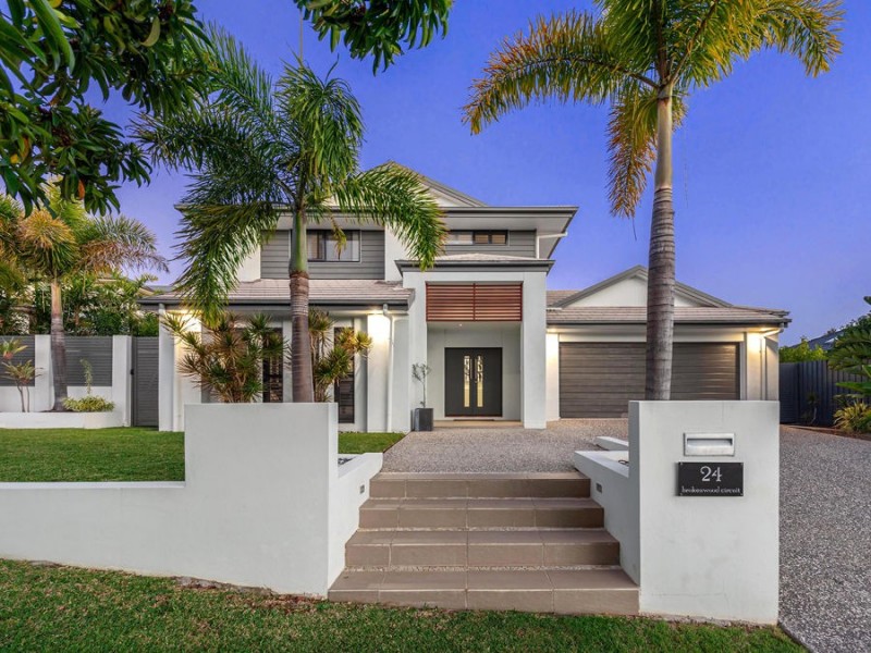 24 Brokenwood Circuit, Gumdale QLD 4154