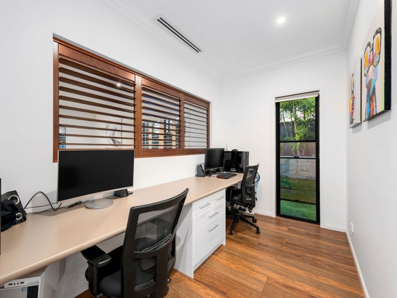 24 Brokenwood Circuit, Gumdale QLD 4154