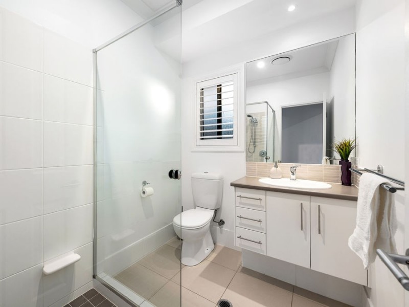 24 Brokenwood Circuit, Gumdale QLD 4154