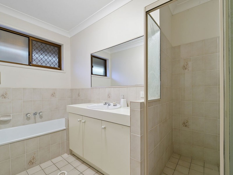 26 Calloway Place, Manly West QLD 4179