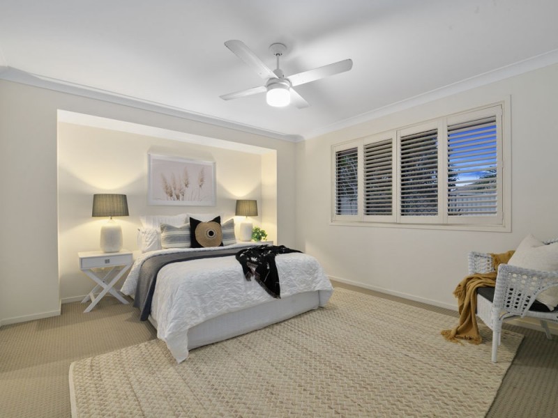 8 Malia Court, Wynnum West QLD 4178