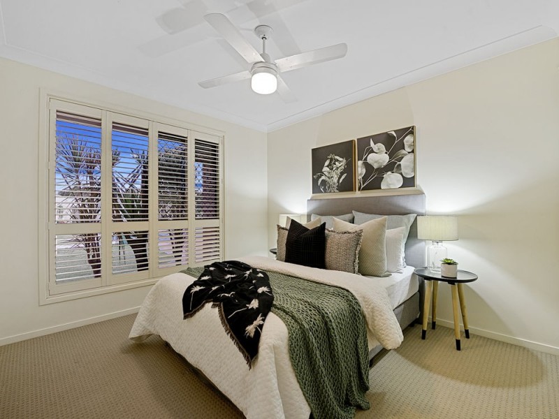 8 Malia Court, Wynnum West QLD 4178