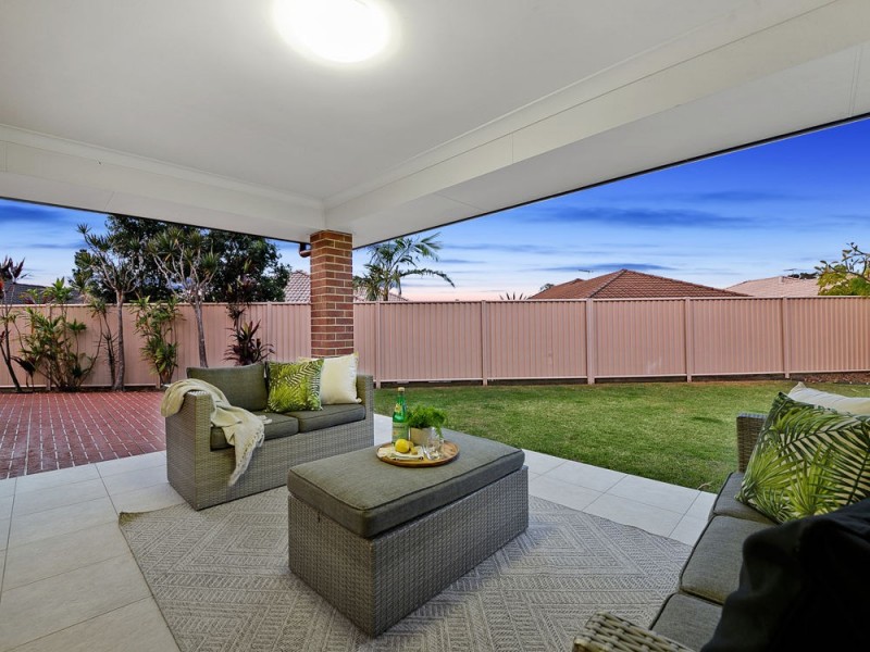 8 Malia Court, Wynnum West QLD 4178