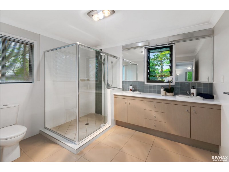 89 Petersen Street, Wynnum QLD 4178