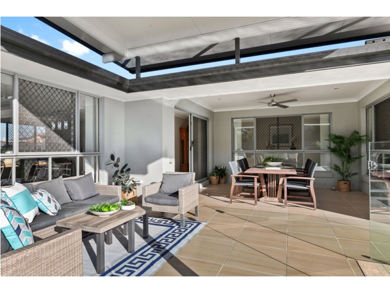 58 Schooner Circuit, Manly West QLD 4179