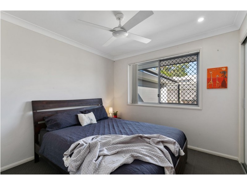 58 Schooner Circuit, Manly West QLD 4179