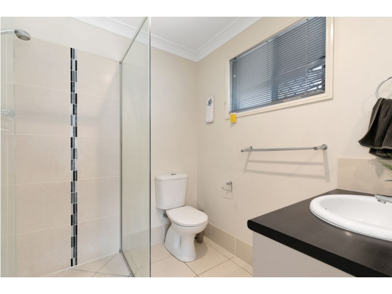 58 Schooner Circuit, Manly West QLD 4179