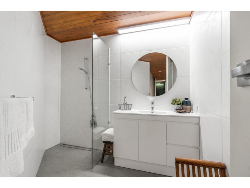 6 Sammys Place, Birkdale QLD 4159