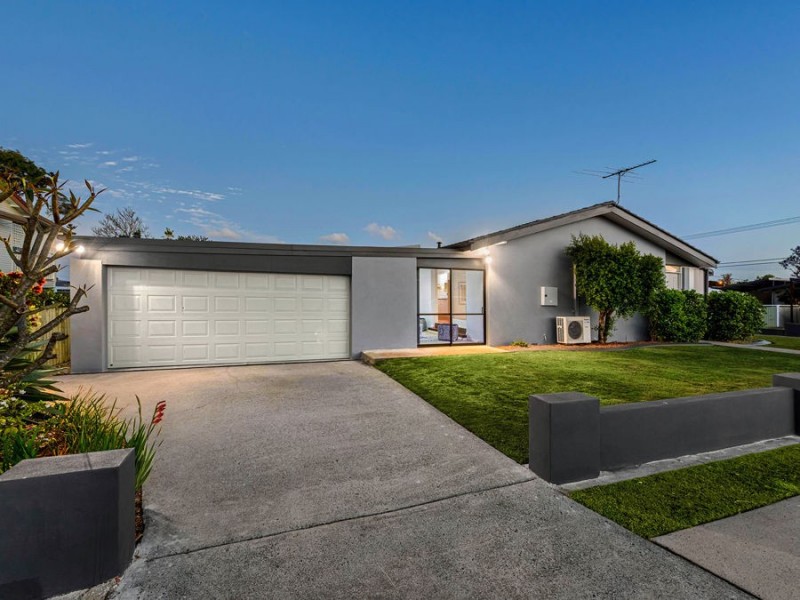 74 Hendren Street, Carina QLD 4152