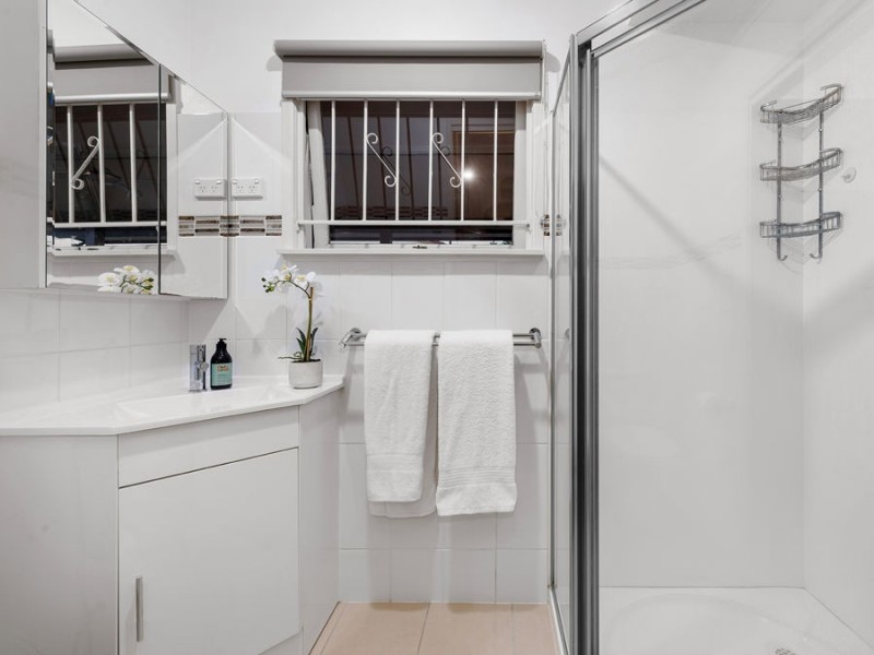 74 Hendren Street, Carina QLD 4152