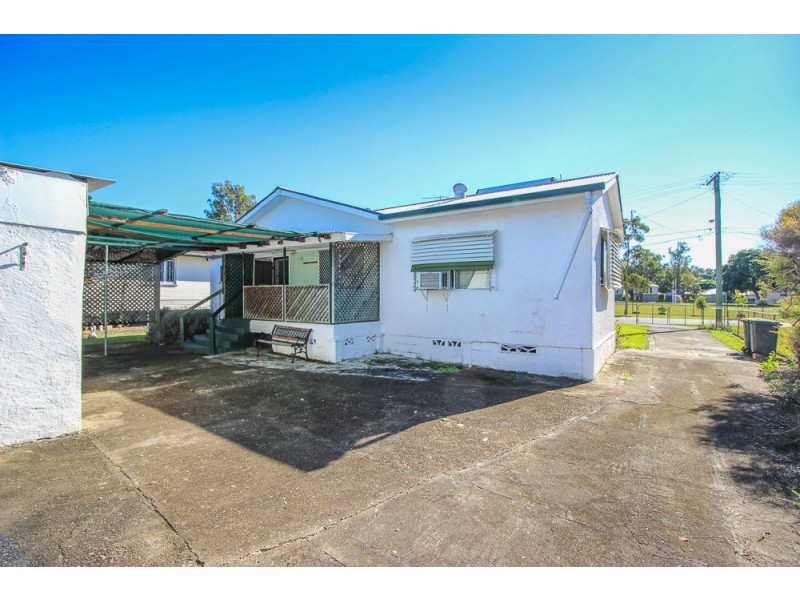 12 Booner St, Lota QLD 4179