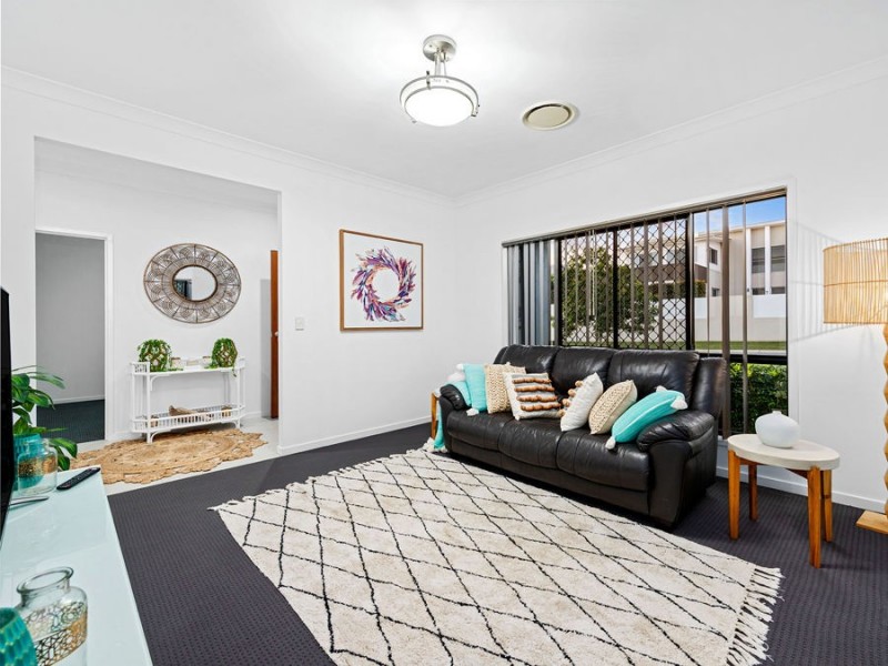 87 Ivy Crescent, Wakerley QLD 4154