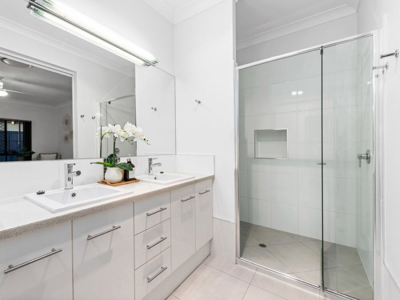 87 Ivy Crescent, Wakerley QLD 4154