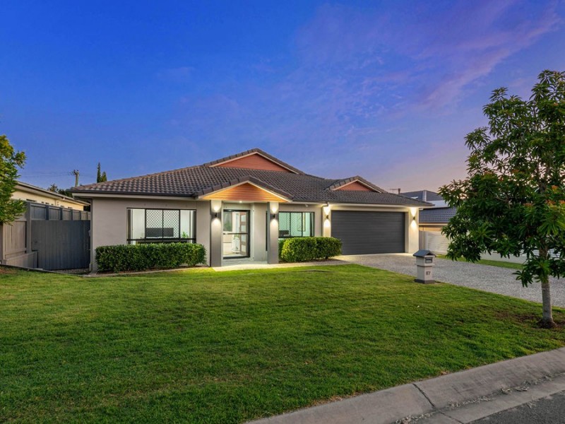 87 Ivy Crescent, Wakerley QLD 4154