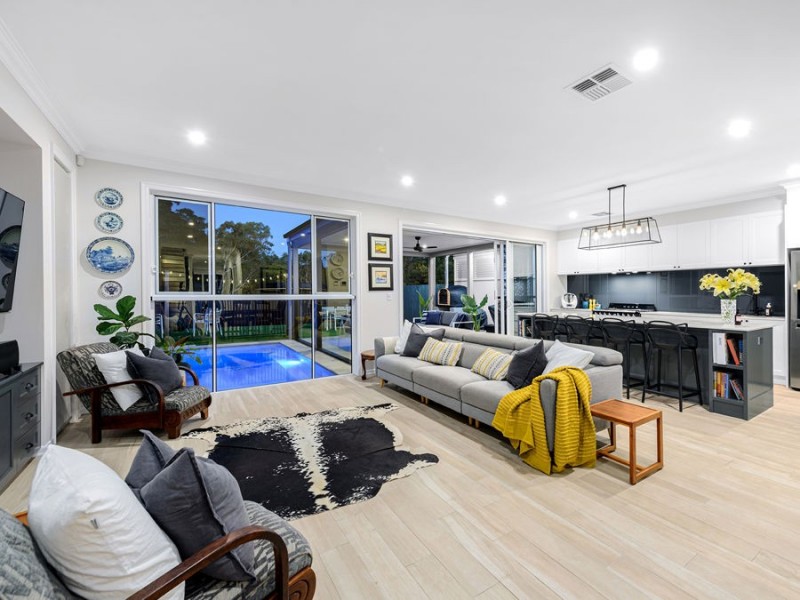 17 Eucalypt Street, Wakerley QLD 4154