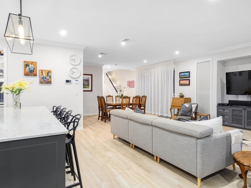 17 Eucalypt Street, Wakerley QLD 4154