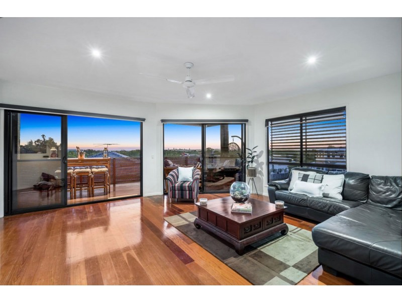 52 Sweetapple Place, Manly West QLD 4179