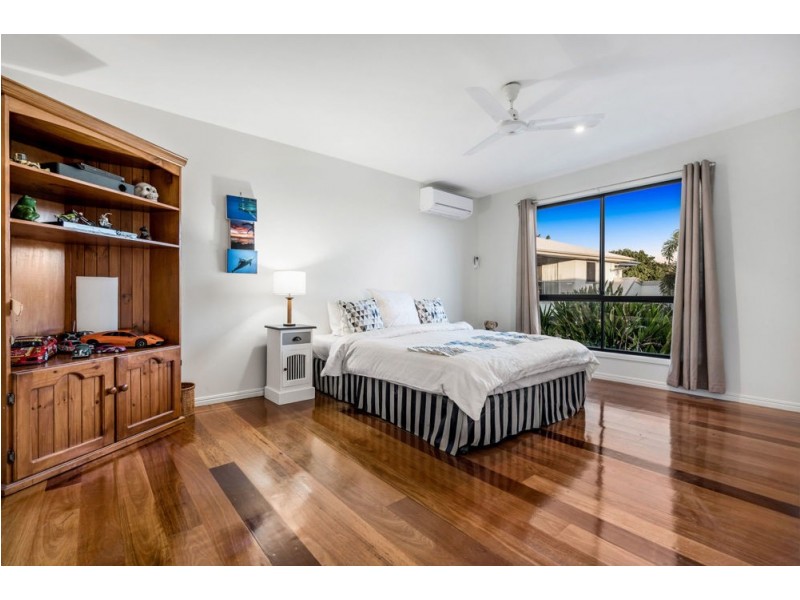 52 Sweetapple Place, Manly West QLD 4179