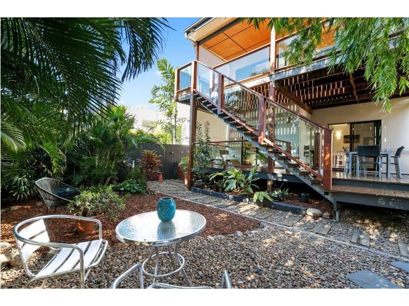 11 Shepherd Street, Wynnum QLD 4178