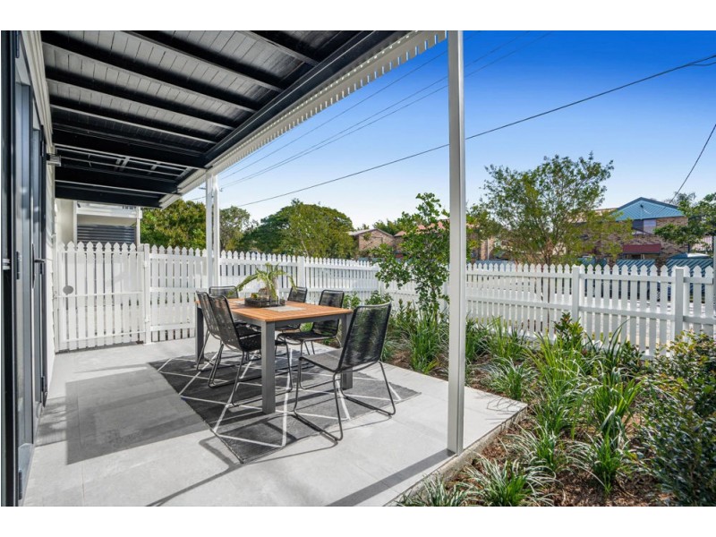 1/40 Berrima Street, Wynnum QLD 4178