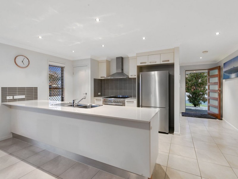 17 Higgs Circuit, Wynnum West QLD 4178