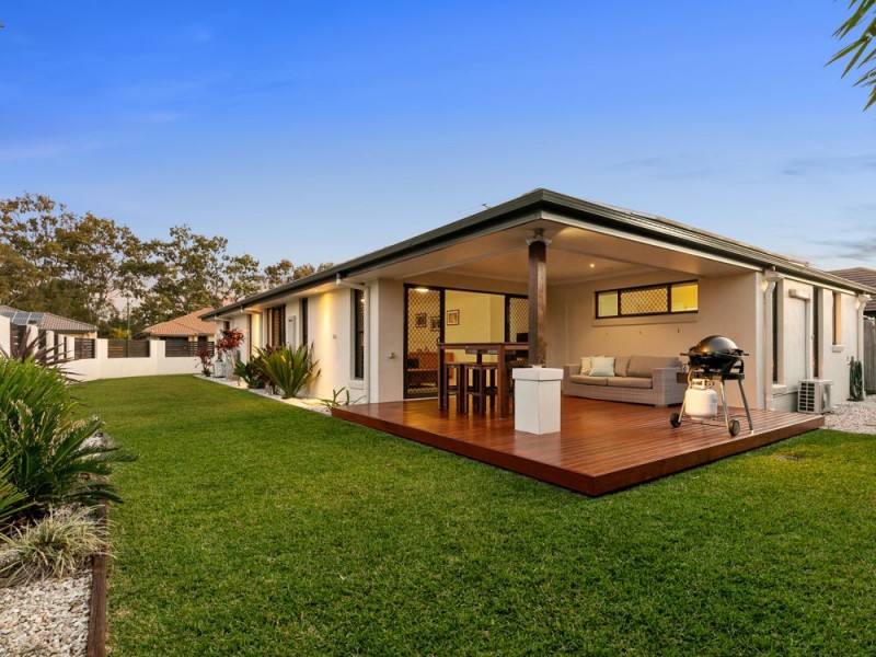 17 Higgs Circuit, Wynnum West QLD 4178