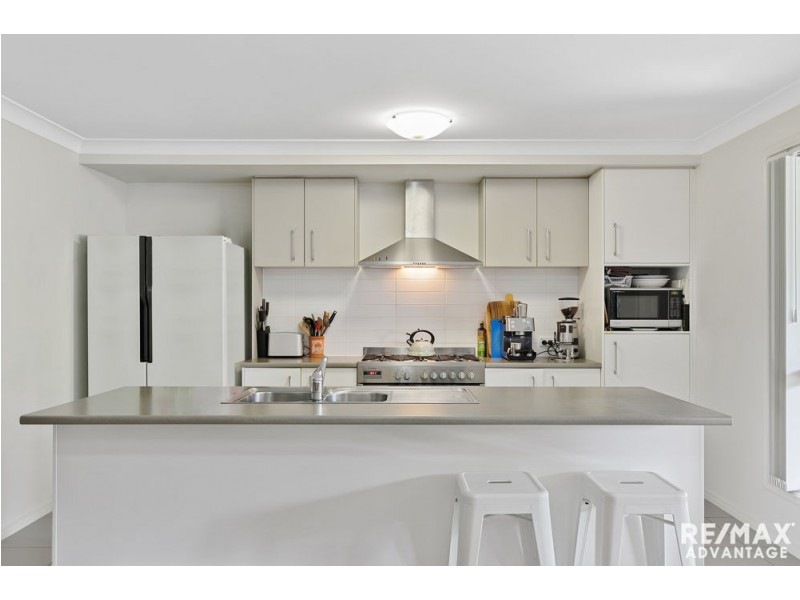 8 Sharpie Street, Manly West QLD 4179