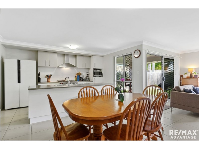 8 Sharpie Street, Manly West QLD 4179