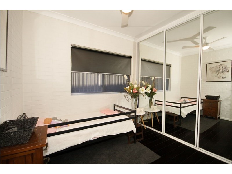 16 Blackwood Road, Manly West QLD 4179