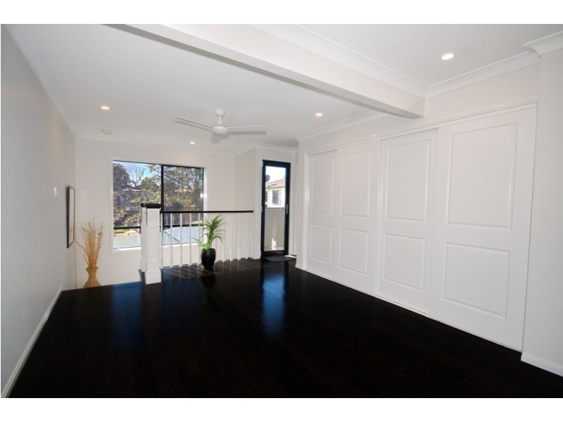 16 Blackwood Road, Manly West QLD 4179