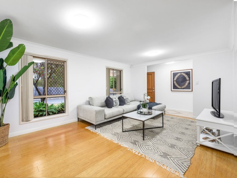 34 Williams Street, Wakerley QLD 4154