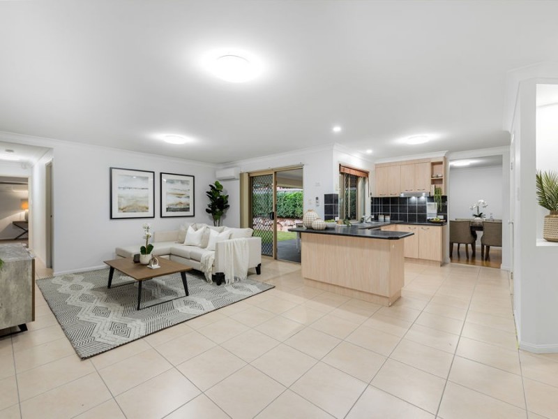 34 Williams Street, Wakerley QLD 4154