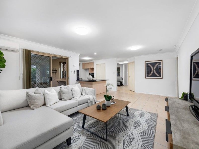 34 Williams Street, Wakerley QLD 4154