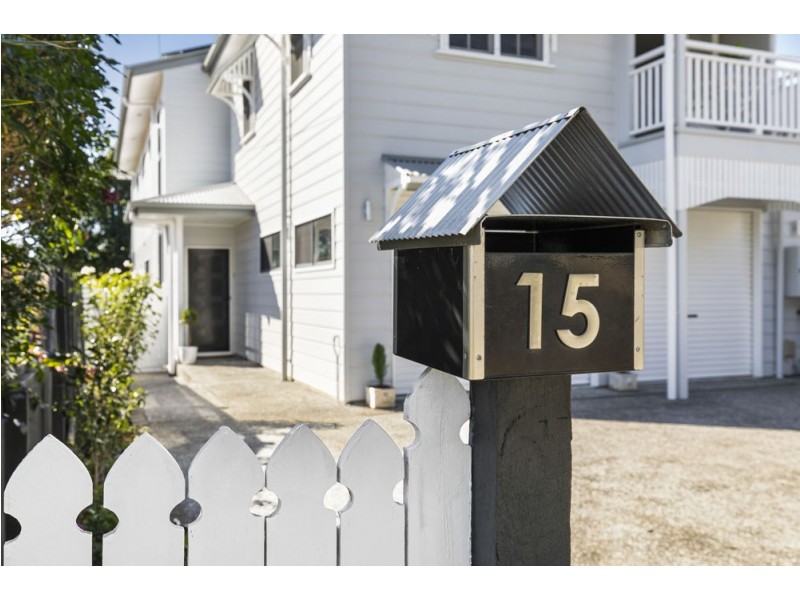 15 Carnation Road, Manly West QLD 4179