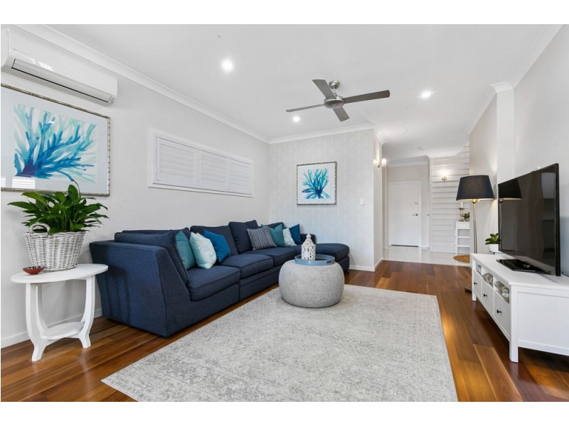 15 Carnation Road, Manly West QLD 4179