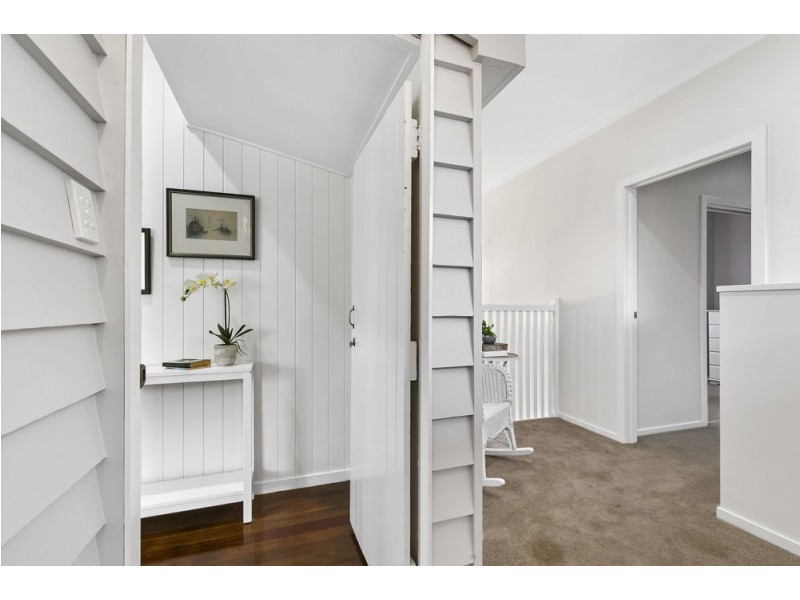 15 Carnation Road, Manly West QLD 4179