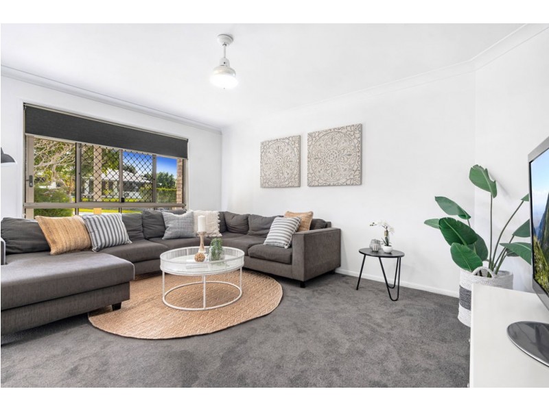 8 Fairweather Close, Manly West QLD 4179