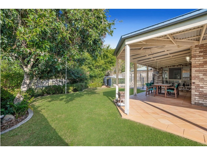 8 Fairweather Close, Manly West QLD 4179