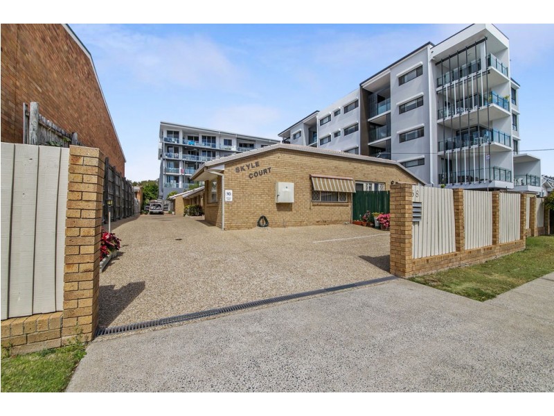 2/68 Clara Street, Wynnum QLD 4178