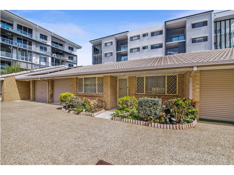 2/68 Clara Street, Wynnum QLD 4178