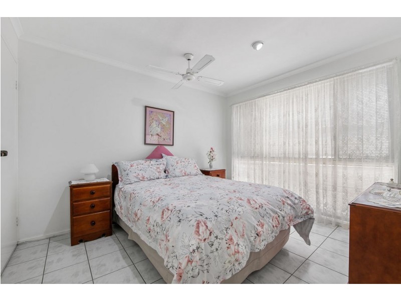 2/68 Clara Street, Wynnum QLD 4178
