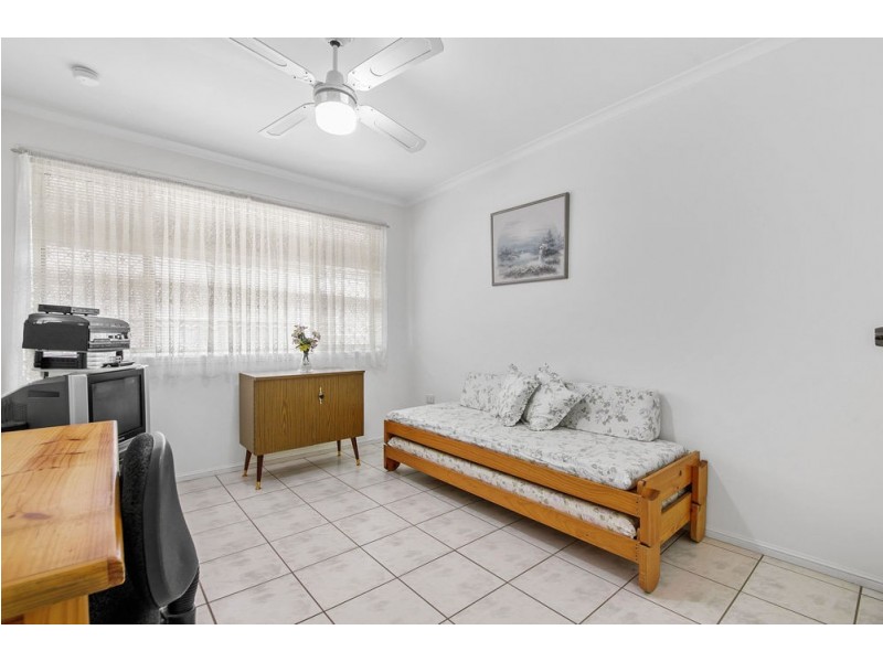 2/68 Clara Street, Wynnum QLD 4178