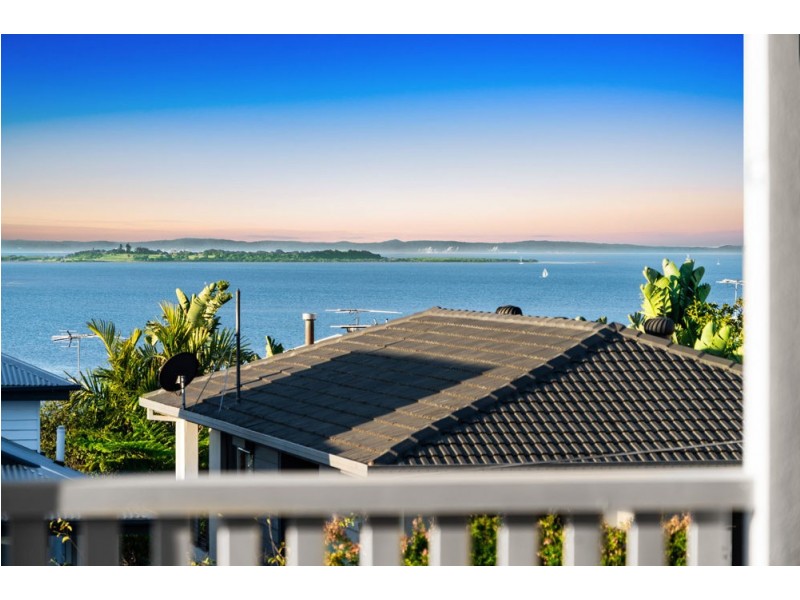 59a Carlton Terrace, Wynnum QLD 4178