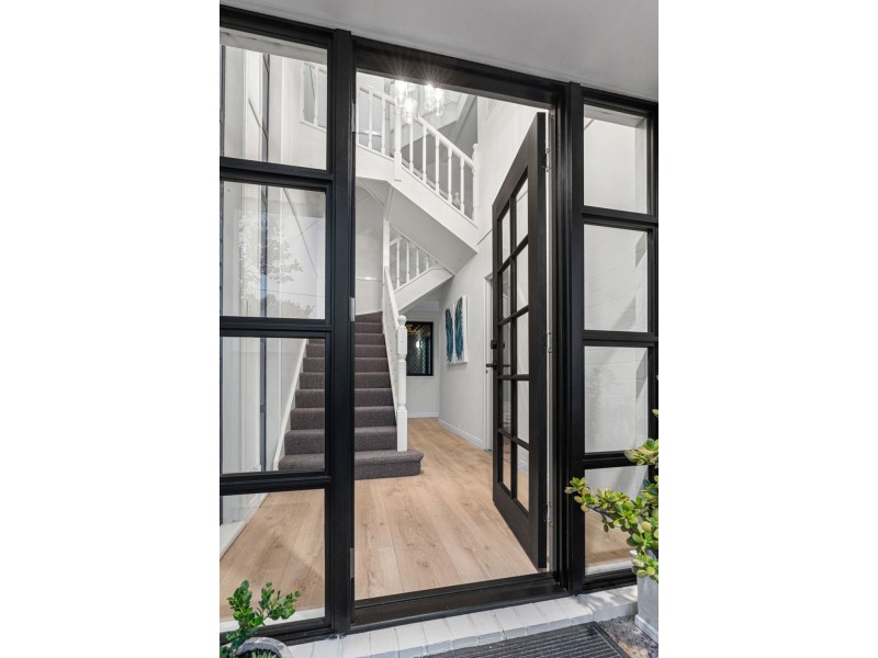 59a Carlton Terrace, Wynnum QLD 4178